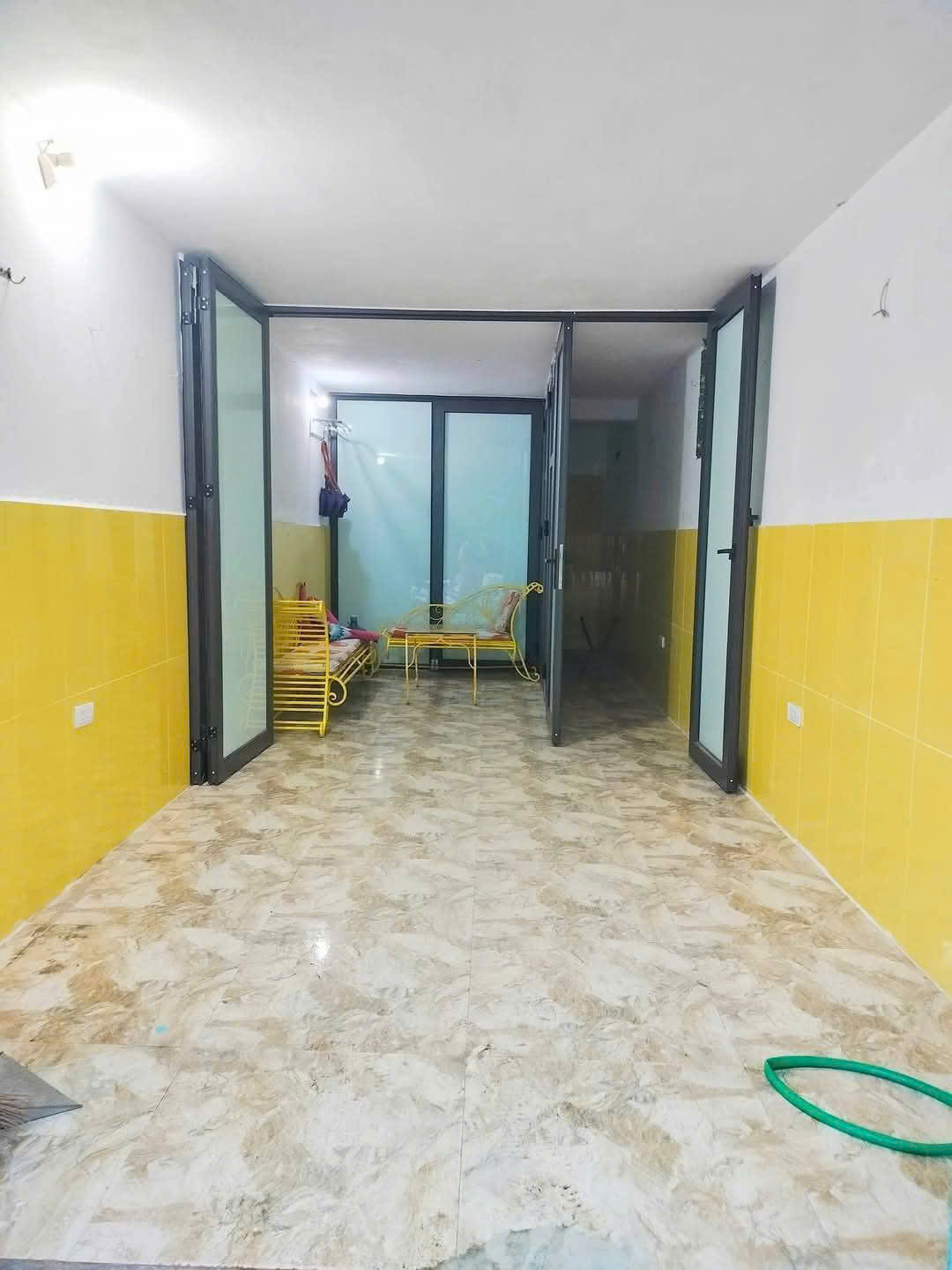 Cho thuê nhà ngõ 99 Phố Định Công Hạ, 35m2, 3 tầng, 3 ngủ, 2 vệ sinh, 8 Triệu - Ảnh chính